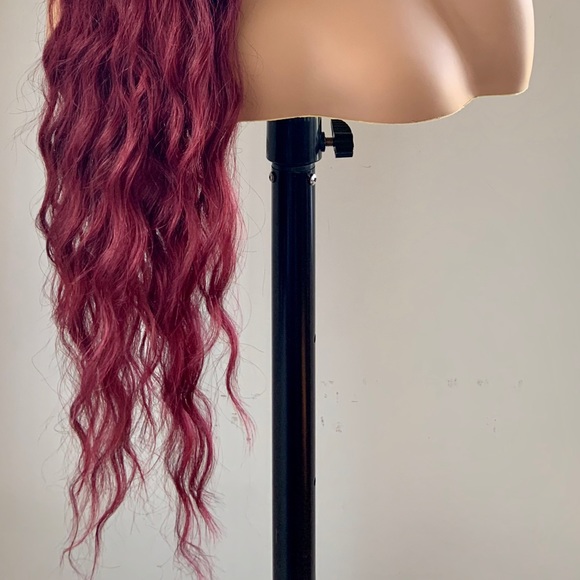 A Pretty 30” Ombre Burgundy Wig with Bangs - Picture 5 of 11